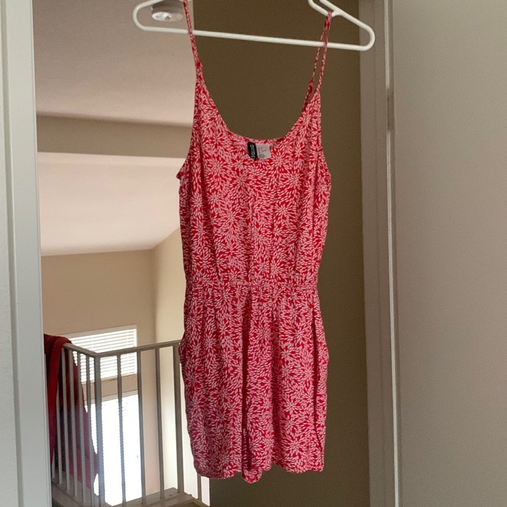 Divided H&M Red and White Flower Patterned Romper